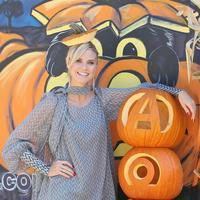 Heidi Klum at Mr Bones Pumpkin Patch in West Hollywood | Picture 100728